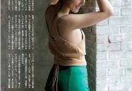 朝比奈彩最新写真,光影交织，演绎时尚魅力