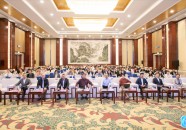 vvvv院长2025潍坊老年医学高峰论坛成功举行